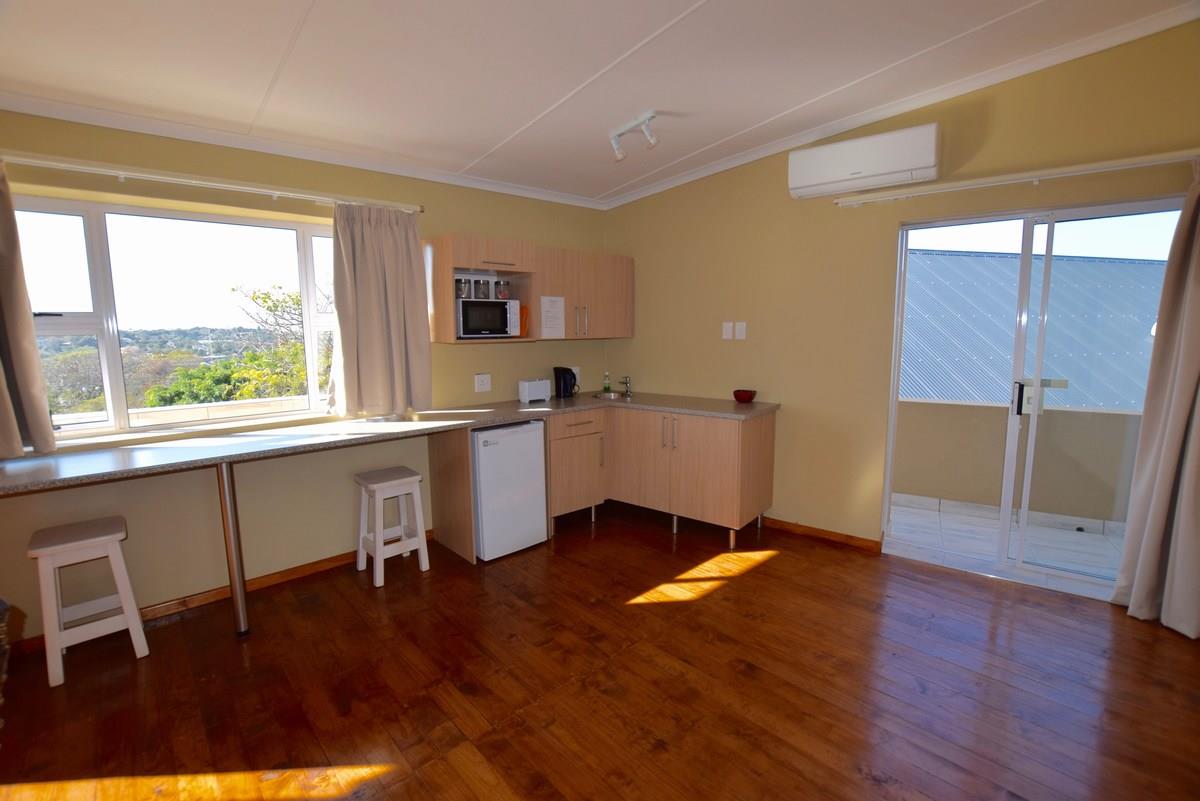 10 Bedroom Property for Sale in Bonnie Doone Eastern Cape